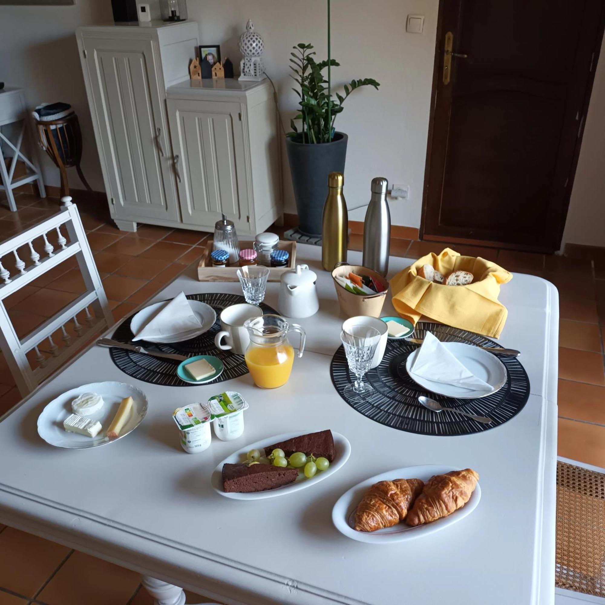 Le Relais Du Fraysse - Chambres D'Hotes Le Fraysse Екстериор снимка