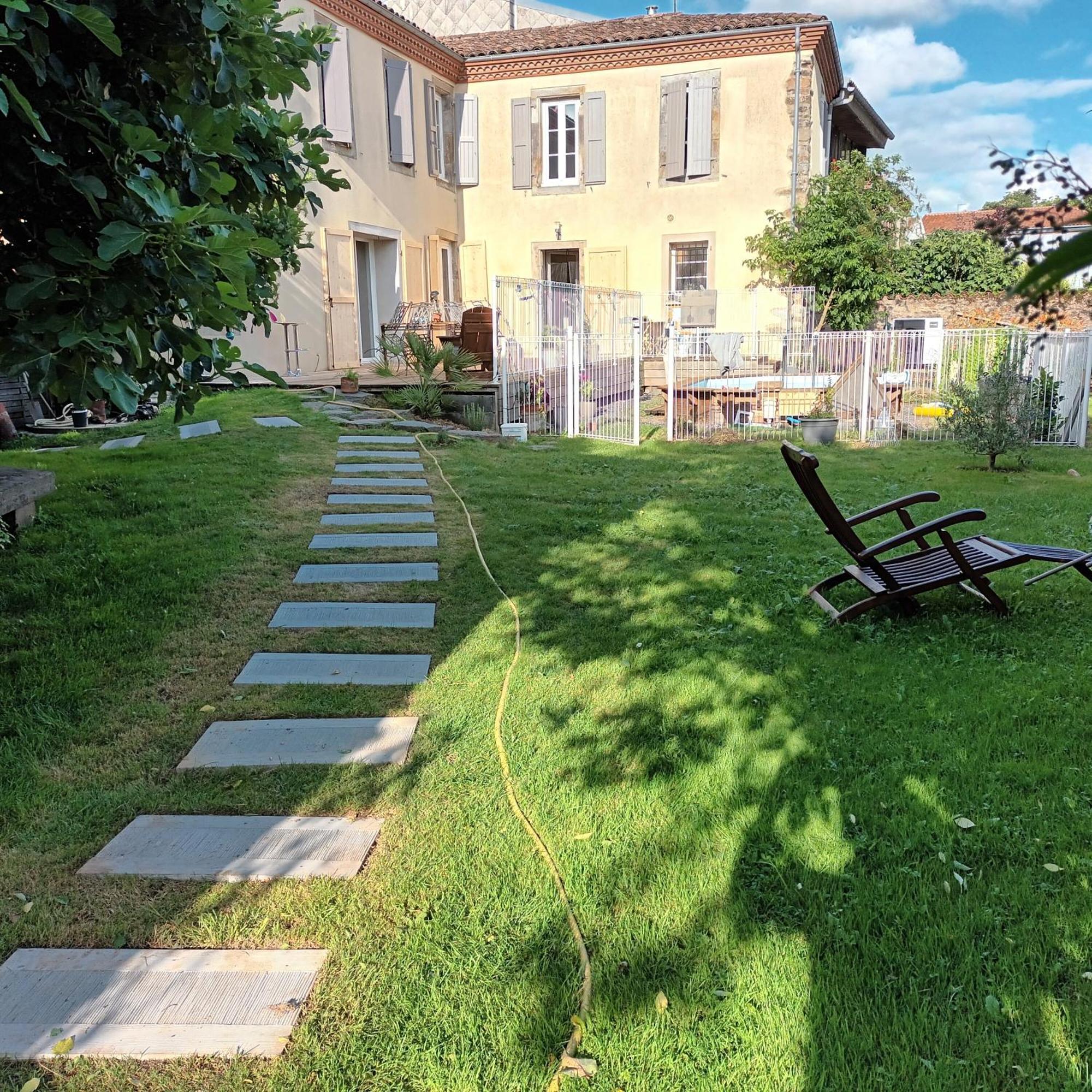Le Relais Du Fraysse - Chambres D'Hotes Le Fraysse Екстериор снимка